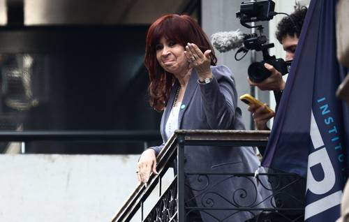 cristina-fernandez-testifies-in-court-for-the-attempted-murder-she-suffered-in-2022