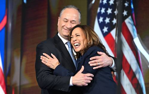 kamala-harris-crowned-democratic-candidate