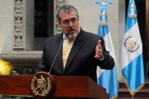 guatemalan-prosecutors-want-to-prosecute-arevalo