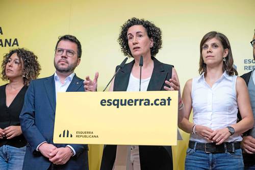 esquerra-republicana-supports-socialist-salvador-illa-to-govern-catalonia