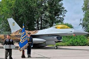 zelensky-welcomes-arrival-of-f-16-aircraft-that-“will-lead-us-to-victory”