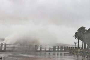 super-typhoon-yagi-leaves-two-dead-in-china