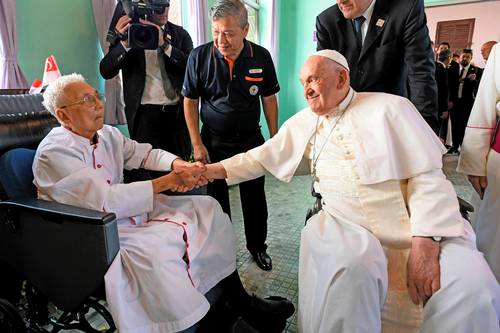 pope-confirms-good-health-after-tour