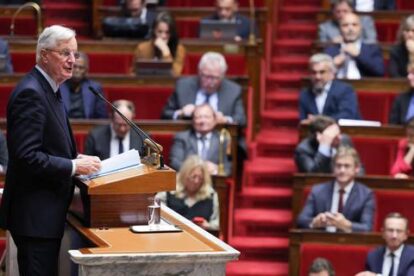 french-premier-passes-motion-in-congress