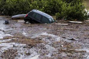 storm-hits-southern-spain;-they-report-damage,-chaos-and-several-deaths