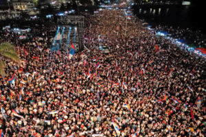 yamandu-orsi,-from-the-frente-amplio,-wins-the-presidency-of-uruguay