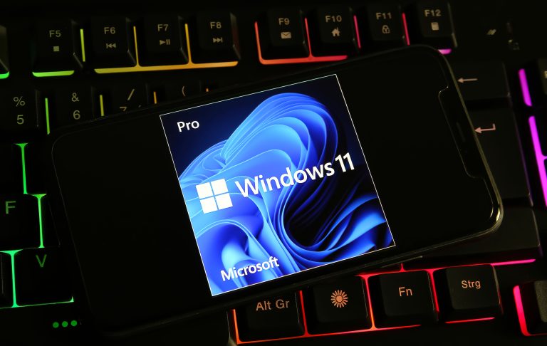 Microsoft Sets October 2025 Deadline for Free Windows 11 Upgrade