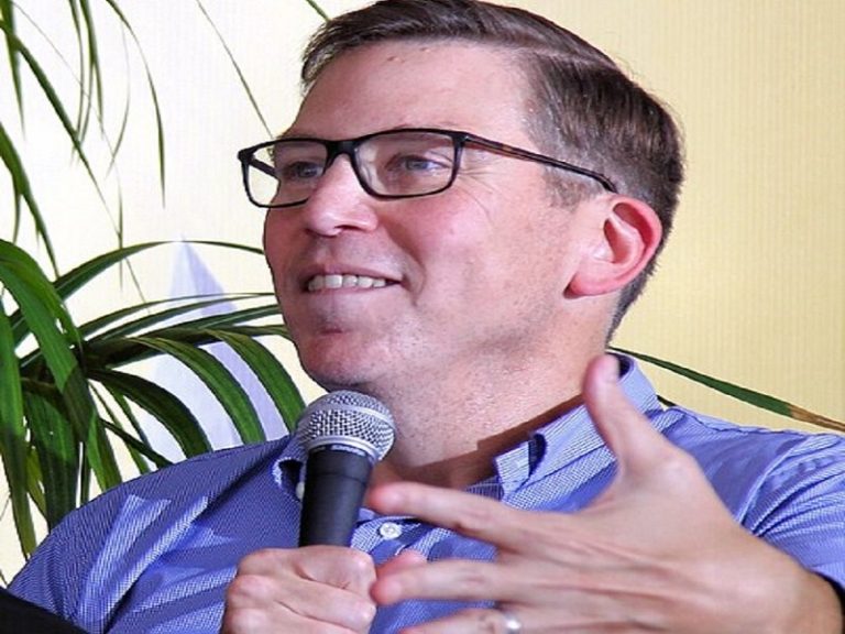 School to Host Stephen Vladeck for Dennis Chavez Lecture on Saving the Supreme Court