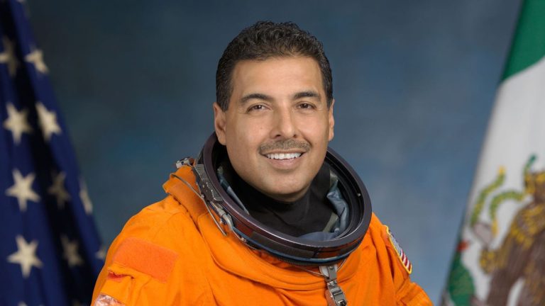 NASA Astronaut, Engineer to Inspire NMSU Students and Las Cruces Community to “Reach Your Own Stars”