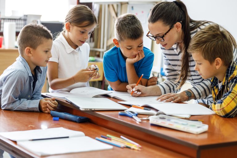 Lujan Grisham Urges Parents: Enroll Kids in Summer Reading Program