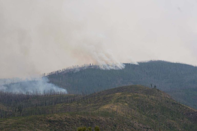 Sacaton Fire Tops 9,000 Acres as Crews Protect Willow Creek, Historic Sites