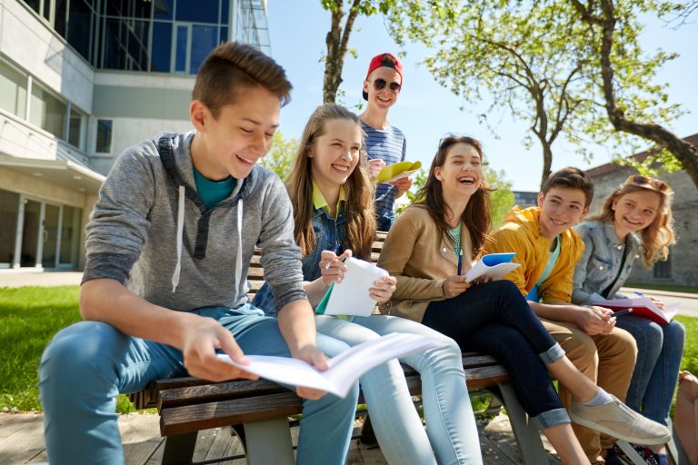 Albuquerque Public Schools Surpasses 2028 Postsecondary Readiness Goal Early, With 52.8% of Graduates Meeting Advanced Preparation Benchmarks