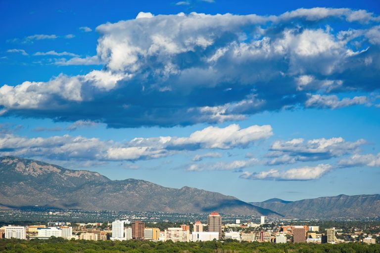 Dangerous Heatwave Set to Bake Albuquerque as Temperatures Climb Near 100F