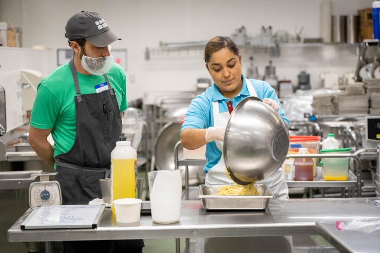 New Mexico Ranks Second in School Lunch Report With 100% CEP Adoption, 75.8% Local-Food Rate