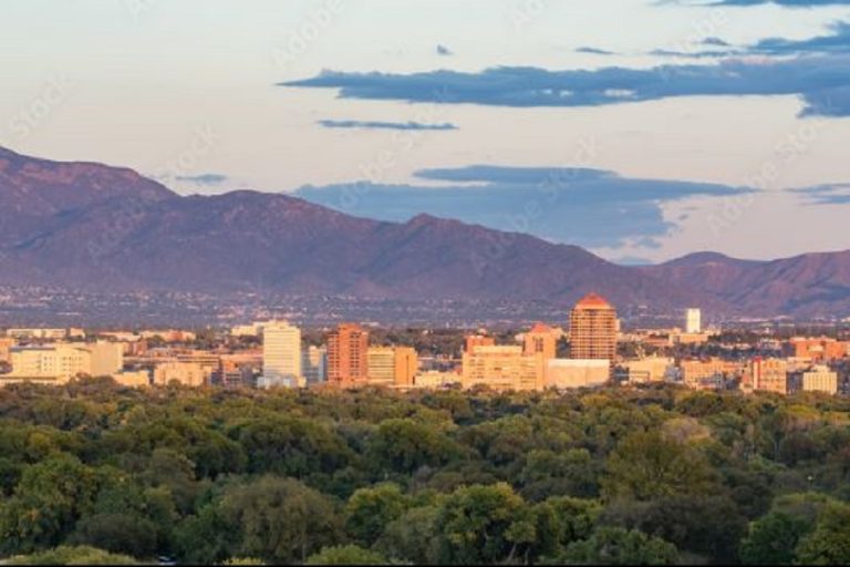 Albuquerque Forecast to Dip to 35 Degrees This Weekend