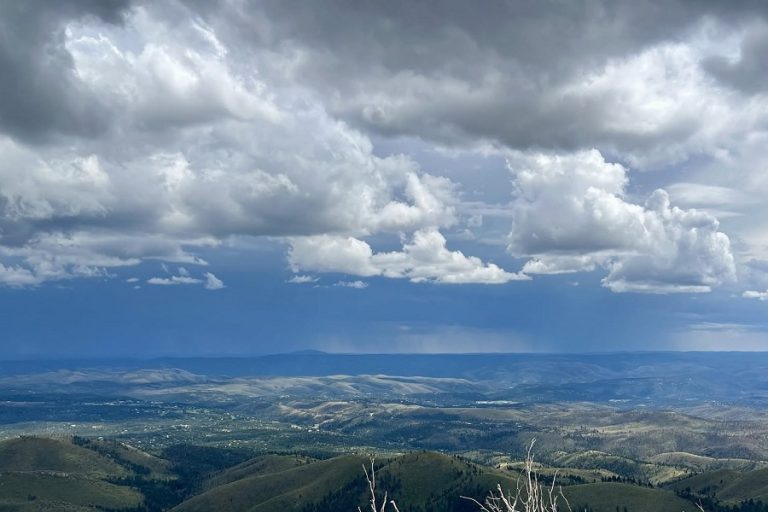 Weather Service Warns of Gusty Blasts After Sunny Thursday, Issues High Wind Watch